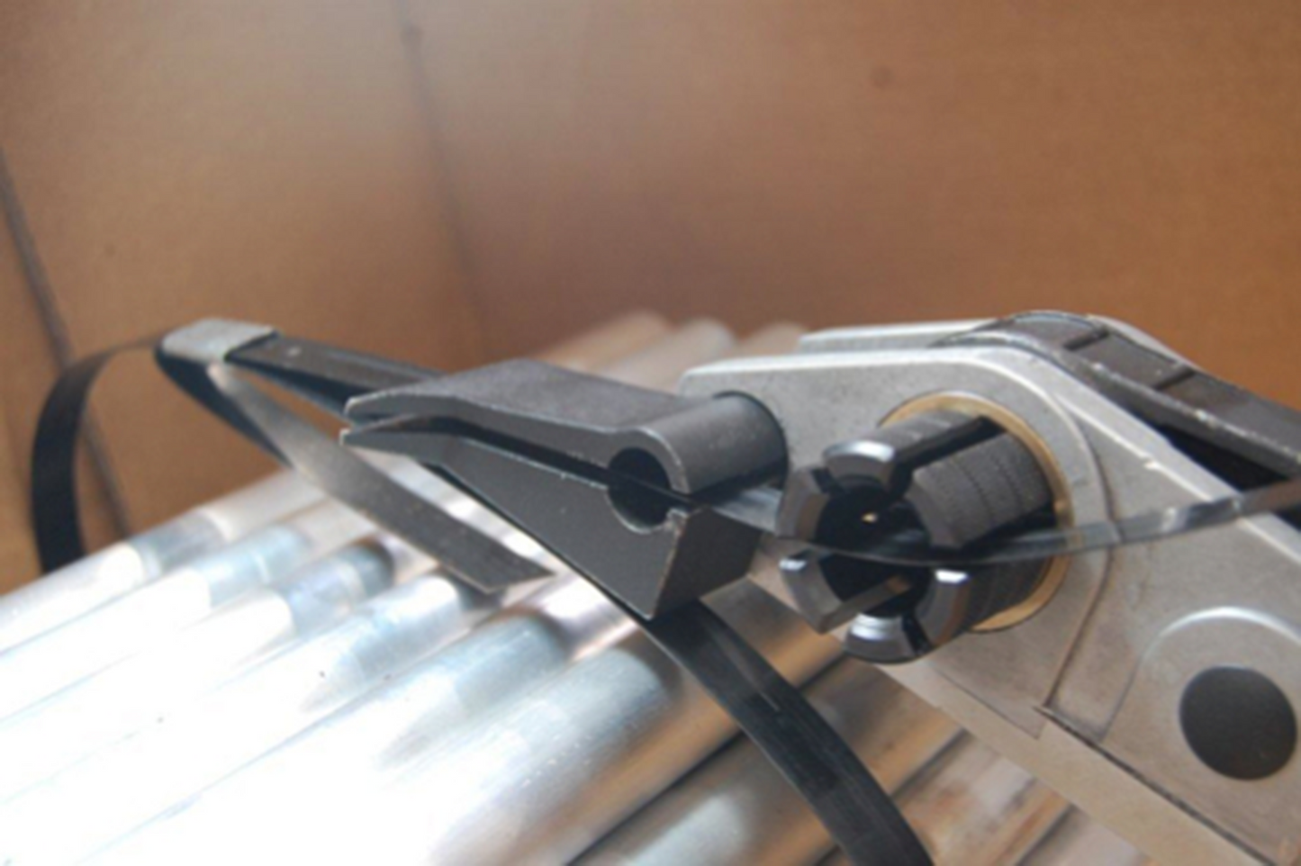 Industrial Pusher Tensioner for Round or Irregular Loads - From 3/8" - 3/4" Wide Strap - EP-1625 - Made in USA