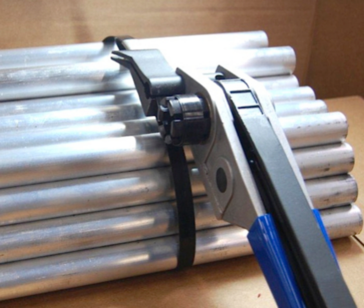 Industrial Pusher Tensioner for Round or Irregular Loads - From 3/8" - 3/4" Wide Strap - EP-1625 - Made in USA