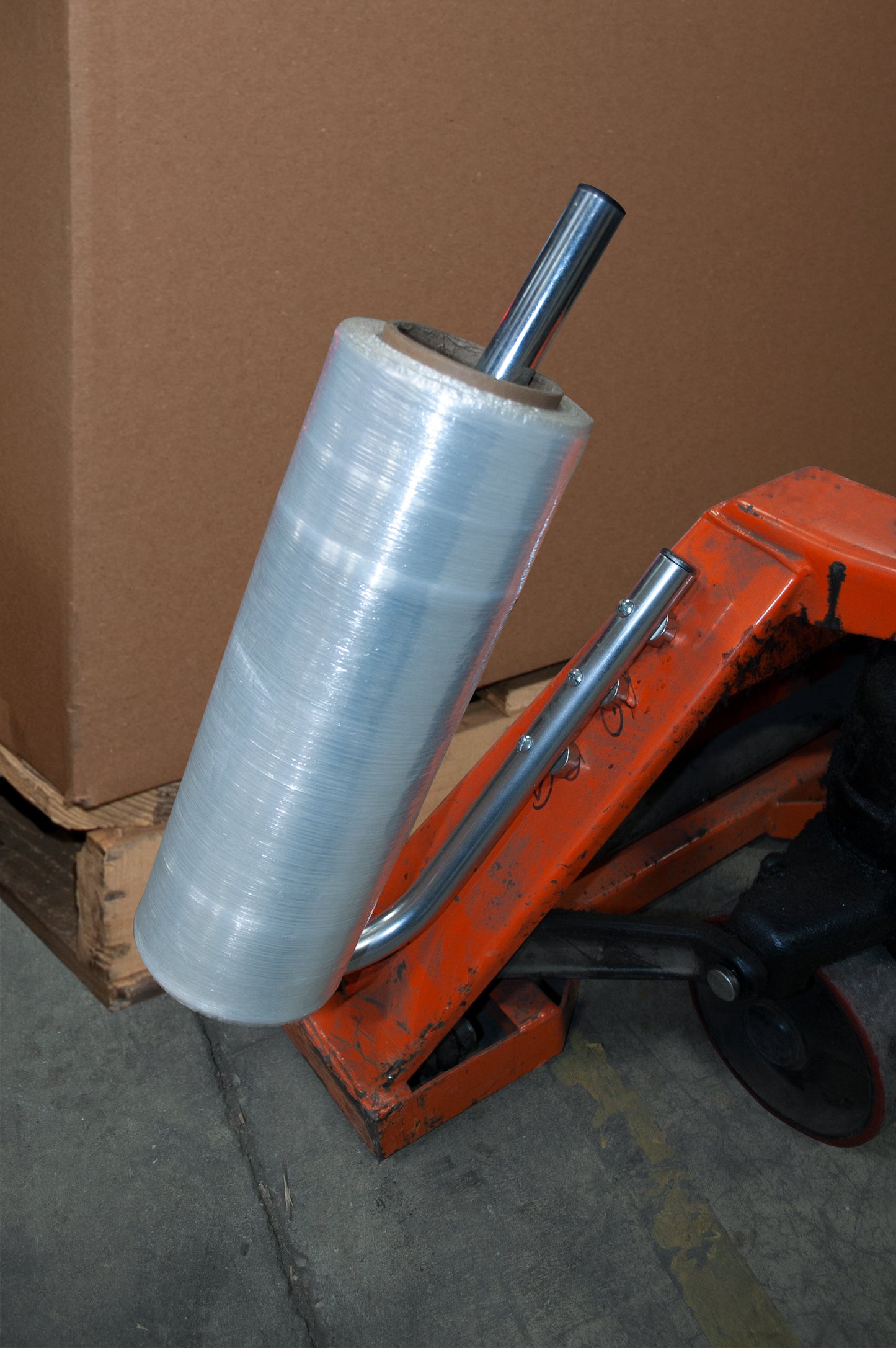 Stretch Wrap Holder w/High-Strength Magnets - Fits up to 20" Stretch Film - Rack Mountable - Made in USA- EP-770